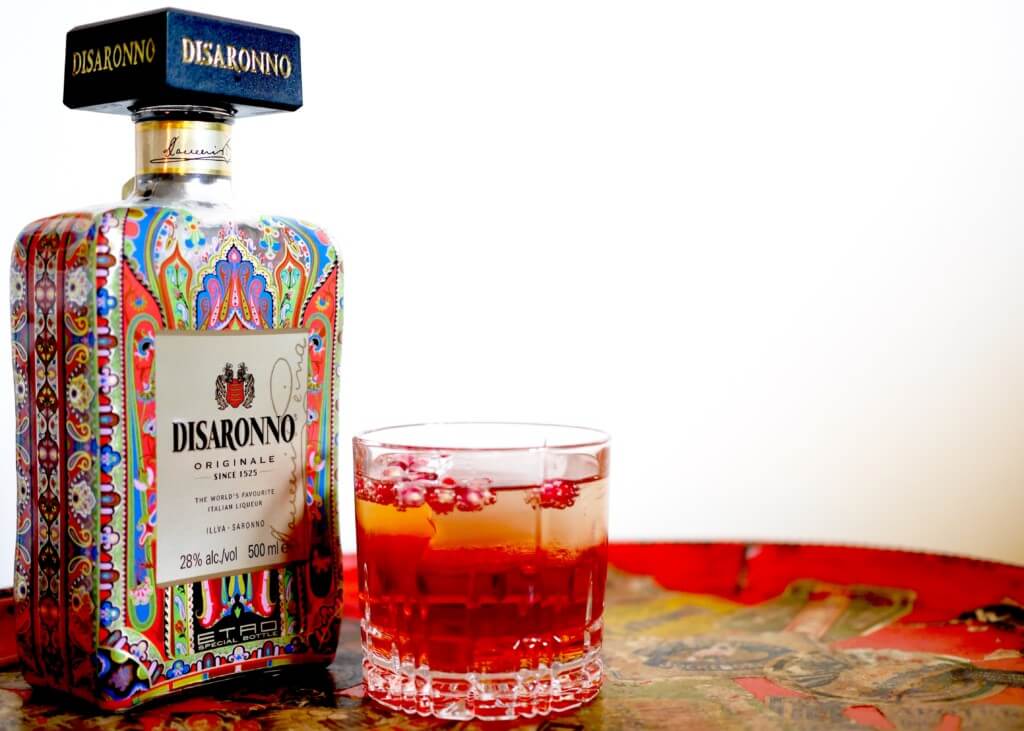 DISARONNO WEARS ETRO